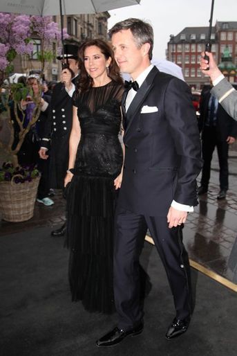 La princesse Mary et le prince Frederik de Danemark arrivent à l&#039;hôtel d&#039;Angleterre à Copenhague, le 25 avril 2015