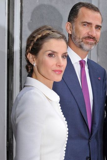 La reine Letizia d'Espagne, avec le roi Felipe VI, le 12 novembre 2014