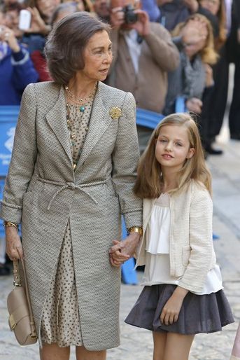 L&#039;ex-reine Sofia d&#039;Espagne et la princesse Leonor à Palma de Majorque, le 5 avril 2015
