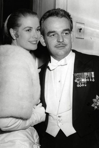 Le prince Rainier III de Monaco avec Grace Kelly, le 1er janvier 1956 
