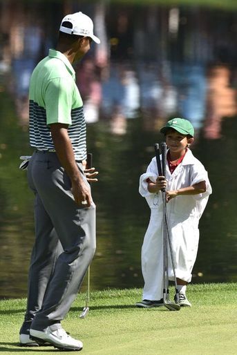 Tiger Woods et son fils Charlis à Augusta le 8 avril 2015