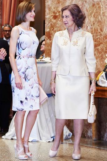 La reine Letizia et l'ex-reine Sofia d'Espagne à la remise des prix de l'Unicef à Madrid, le 23 juin 2015