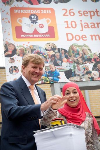 Le roi Willem-Alexander des Pays-Bas lance la 10e édition du Burendag à Harderwijk, le 19 juin 2015