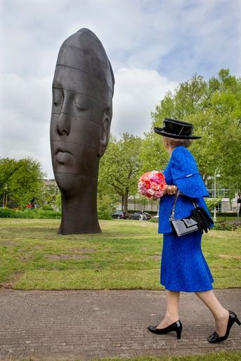 La princesse Beatrix des Pays-Bas inaugure l&#039;exposition ArtZuid à Amsterdam, le 22 mai 2015