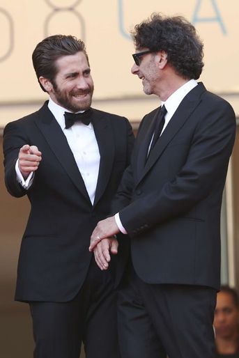 Jake Gyllenhaal et Joel Cohen à Cannes le 13 mai 2015