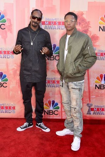 Snoop Dogg et son fils aîné, Cordell Broadus, à Los Angeles le 29 mars 2015