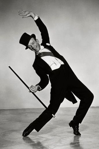 Fred Astaire et ses pieds évalués à 75 000 dollars chacun