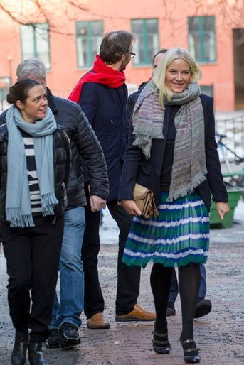 La princesse Mette-Marit visite un centre d’accueil pour personnes défavorisées à Oslo, le 3 février 2015