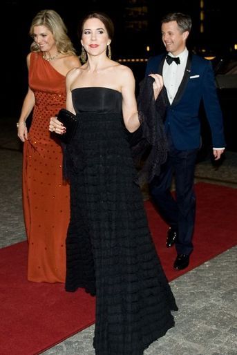 La reine Maxima des Pays-Bas et la princesse Mary de Danemark, avec le prince Frederik, le 18 mars 2015