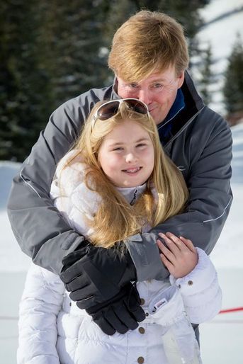 Le roi Willem-Alexander et sa fille aînée la princesse Catharina-Amalia à Lech, le 23 février 2015
