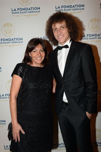 Anne Hidalgo et David Luiz au gala de la Fondation PSG
