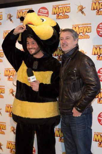 Christophe Beaugrand et Antoine De Caunes à l’avant-première de "La Grande aventure de Maya l’abeille" à Paris, le 1er février 2015