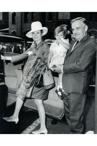 La Princesse Stéphanie De Monaco en 1967, avec Grace et Rainier