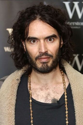 Russell Brand, né le 4 juin 1975 à Grays (Angleterre)