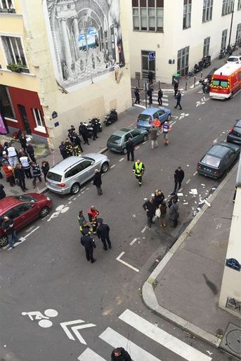 Les premières images de l'attentat - Charlie Hebdo