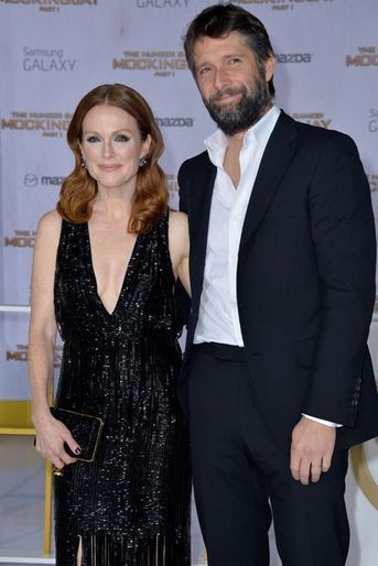 Julianne Moore et son époux, le réalisateur Bart Freundlich, à Los Angeles le 17 novembre 2014