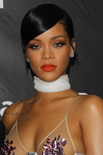 La chanteuse Rihanna lors du gala de l&#039;AmfAR pour la lutte contre le sida, à Los Angeles, le 29 octobre 2014