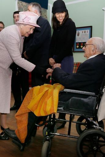 La reine Elizabeth II et Sir Nicholas Winton dans le Berkshire, le 28 novembre 2014