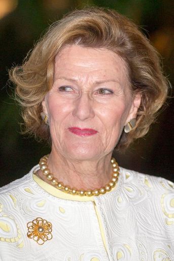 La reine Sonja de Norvège à Nay Pyi Taw, le 1er décembre 2014