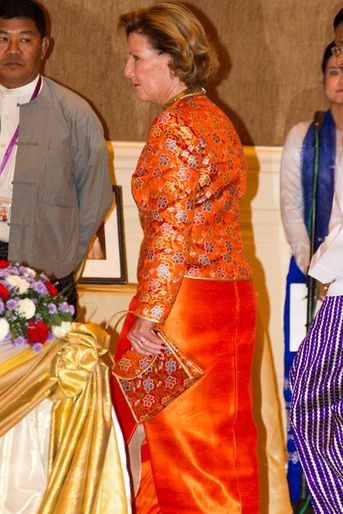 La reine Sonja lors du banquet au palais présidentiel à Nay Pyi Taw, le 1er décembre 2014