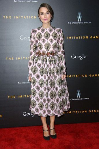 L&#039;actrice Keira Knightley en Dolce &amp; Gabbana lors de la première du film &quot;The Imitation Game&quot; à New York, le 17 novembre 2014