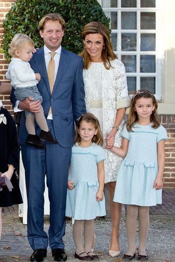 Le prince Floris, son épouse la princesse Aimée et leurs enfants à Apeldoorn, le 9 novembre 2014