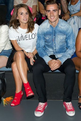 Antoine Griezmann et sa compagne Erika Choperena lors de la Fashion Week de Madrid, le 14 septembre 2014