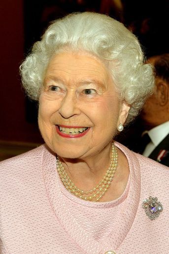 La reine d’Angleterre Elizabeth II dans son palais de Buckingham, le 28 octobre 2014