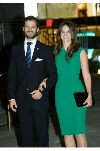 Le prince Carl Philip et Sofia Hellquist à la soirée de gala pour la rentrée du Parlement de Suède, le 30 septembre 2014