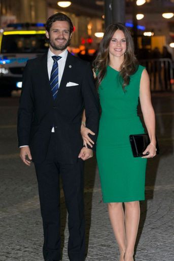 Le prince Carl Philip et Sofia Hellquist à la soirée de gala pour la rentrée du Parlement de Suède, le 30 septembre 2014