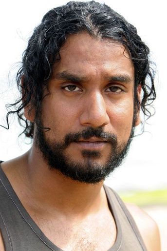Naveen Andrews a joué en 2013 dans le biopic consacré à Diana – malheureusement maltraité par la critique. Il joue désormais le rôle de Jafar dans le dérivé de la série «Once Upon A Time», «Once Upon a Time in Wonderland». 