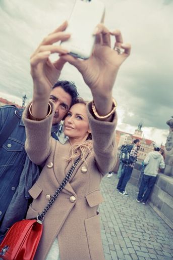 Sur le pont Charles, un selfie  en guise de souvenir.