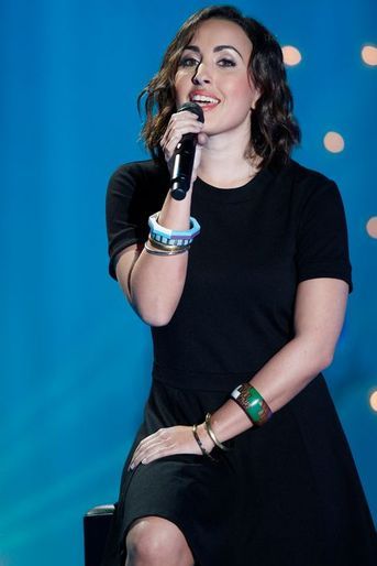 Maud lors de l'enregistrement de «Vivement Dimanche» le 8 octobre 2014