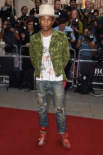 Pharrel Williams à la 17e cérémonie des GQ Awards 2014. 