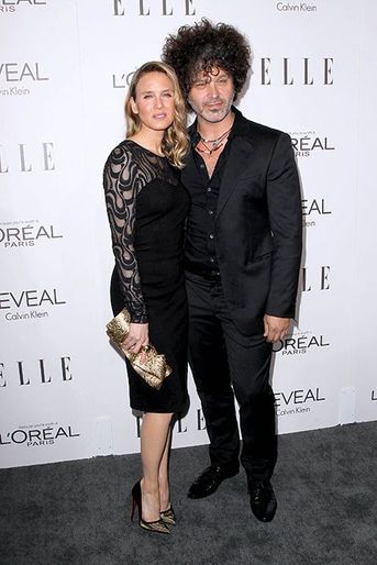 Renée Zellweger et son compagnon, le chanteur Doyle Bramhall II, à Los Angeles le 20 octobre 2014