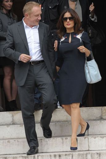 Salma Hayek et François-Henri Pinault quittant le défilé de Stella McCartney à Paris, le 29 septembre 2014.