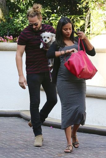 Zoe Saldana et son époux Marco Perego dans les rues de Los Angeles