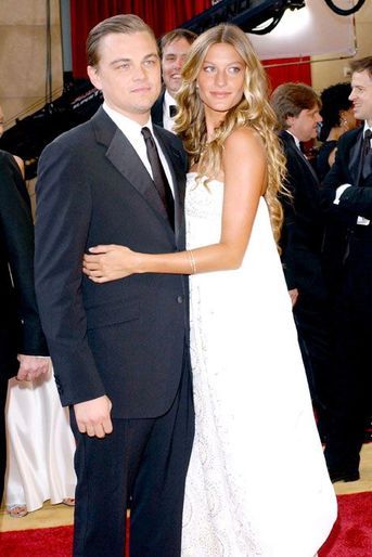 Avec Leonardo DiCaprio, avec qui elle a été en couple de 2000 à 2005