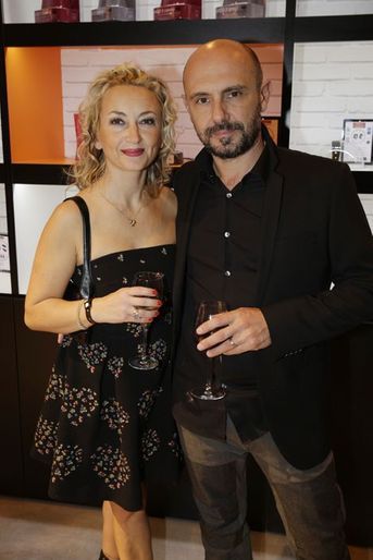 Christelle Chollet et son mari au Salon de l'Automobile 2014 à Paris le 2 octobre 2014