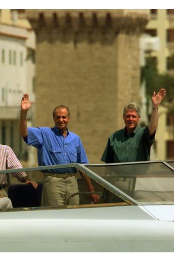 Juan Carlos et Bill Clinton sur le Fortuna en 1997.