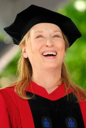 Meryl Streep lorsqu'elle a reçu un master en arts honorifique à l'université de Harvard le 27 mai 2010. L'actrice a également reçu un diplôme d’honneur de l’université de Princeton deux ans plus tard. Dans la vraie vie, elle est diplômée de Yale (1975). Rien que ça.