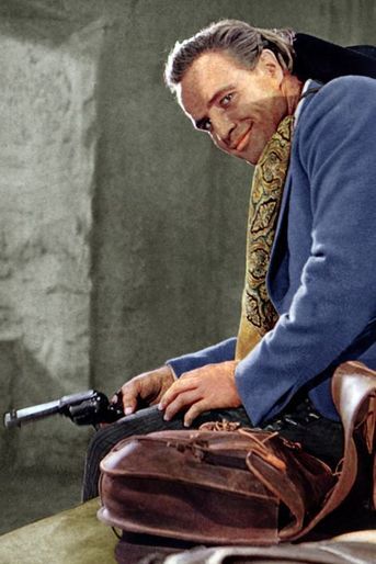 Acteur de légende, Marlon Brando a également réalisé un film, un western crépusculaire, «La vengeance aux deux visages» en 1963, sur un scénario d'un certain Sam Peckinpah. 
