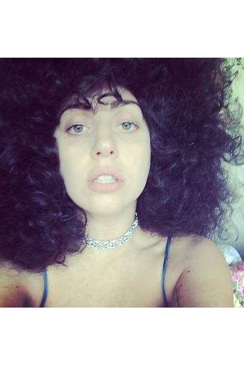 Lady Gaga chevelue