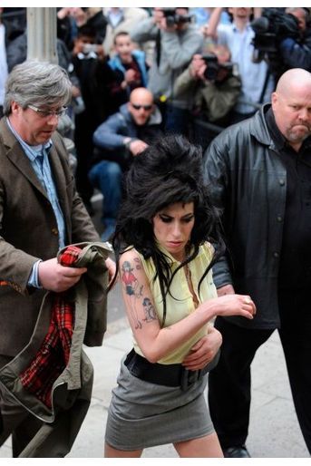 Amy Winehouse avait un casier chargé : possession de drogue, agression...