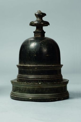  <br />
Pakistan, Gandhara<br />
Charsadda, Kuladhar<br />
Schiste, H. 19 cm, Peshawar MuseumN° PM 3218