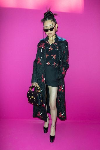Jaime Xie au défilé Valentino lors de la Fashion Week de Paris, le 6 mars 2022.