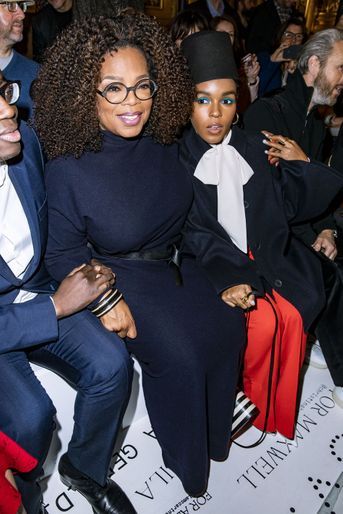 Oprah Winfrey lors du défilé Stella McCartney à Paris, le 4 mars 2019