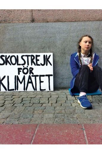 Le 20 août 2018 : elle se met en grève devant le Parlement de Stockholm