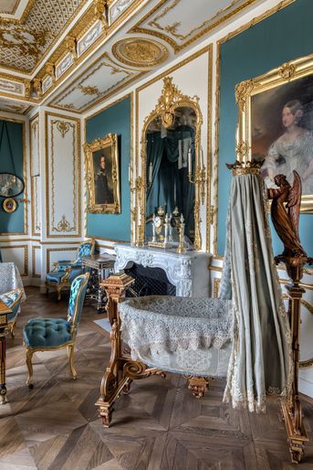&quot;Petits Appartements&quot; du château de Chantilly restaurés : la chambre de la duchesse d&#039;Aumale