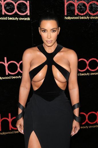 Kim Kardashian à la cérémonie des Hollywood Beauty Awards le 17 février 2019 à Los Angeles